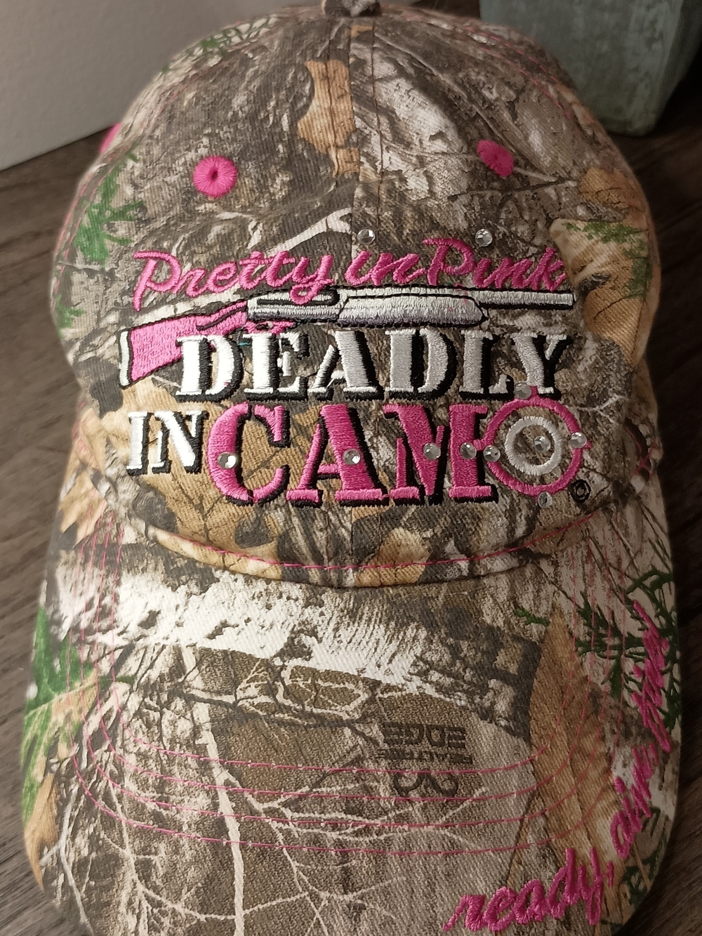 Realtree Pink and Camo Trim Cap - Picture 8 of 9